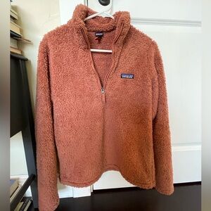 Women Patagonia Los Gatos Fleece pullover 1/4 zip.